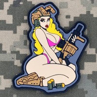 PVC патч Дівчина з гранатометом Блондинка