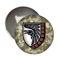 Магнітик-відкривачка 93 ОМБр вишиванка піксель