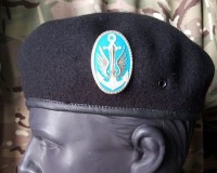 Берет морська піхота безшовний з кокардою (чорний) 