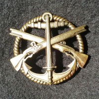Беретний знак Морська Піхота України (незатверджений варіант)