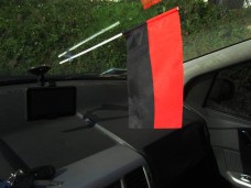 Автомобільний прапорець червоно-чорний