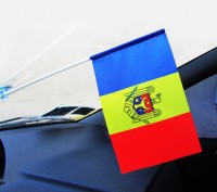 Автомобільний прапорець Молдова