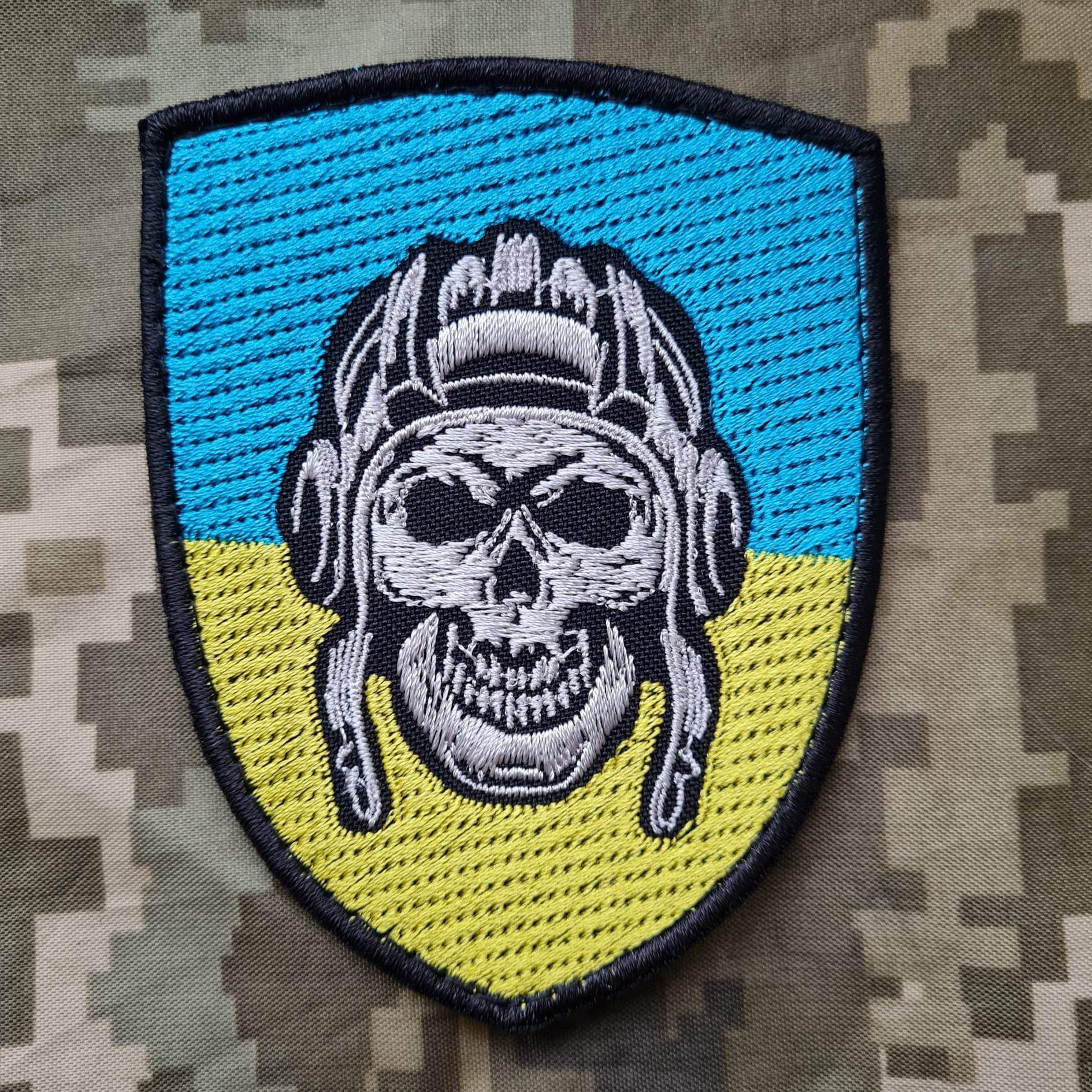 Шеврон танкист череп в шлемофоні
