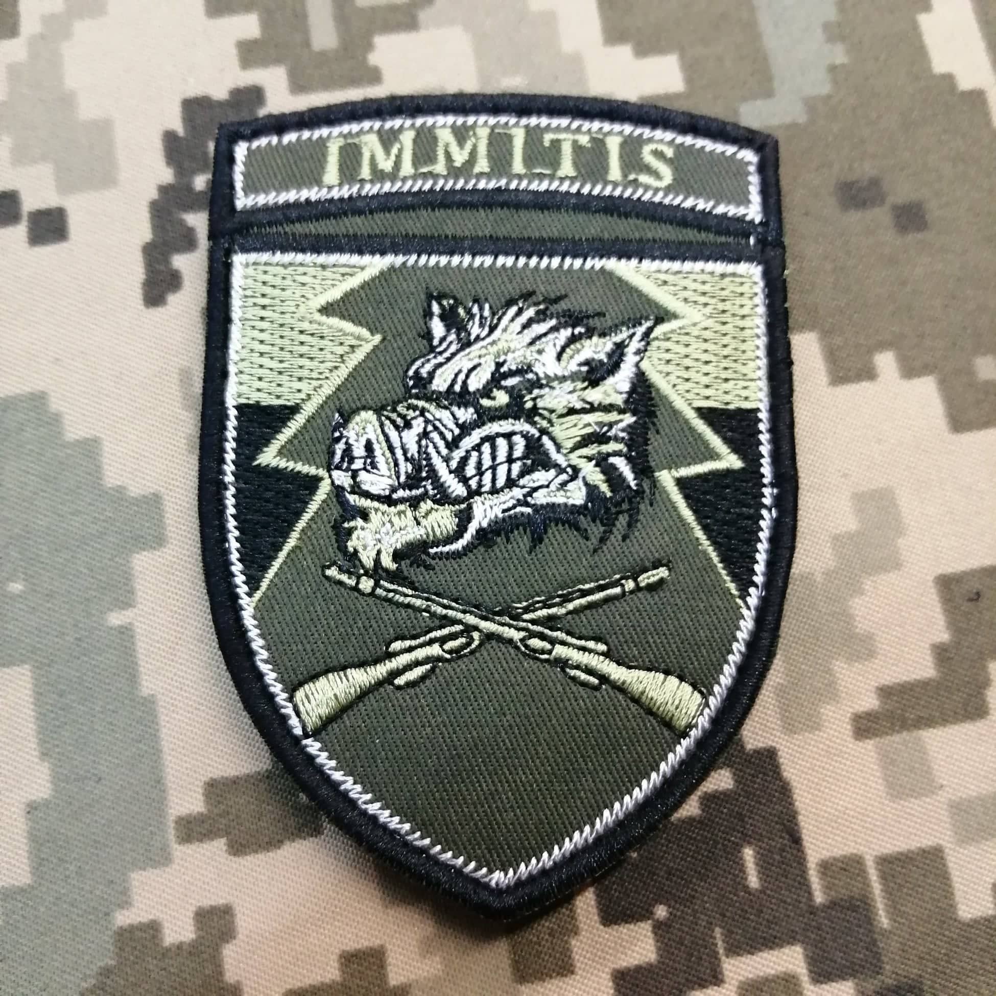 Шеврон 71 окрема єгерська бригада ДШВ ЗСУ олива